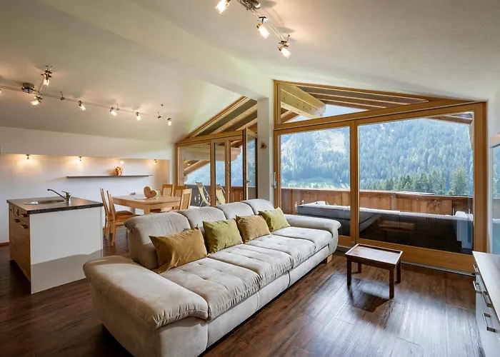 Ahornegg Lejlighed Tux