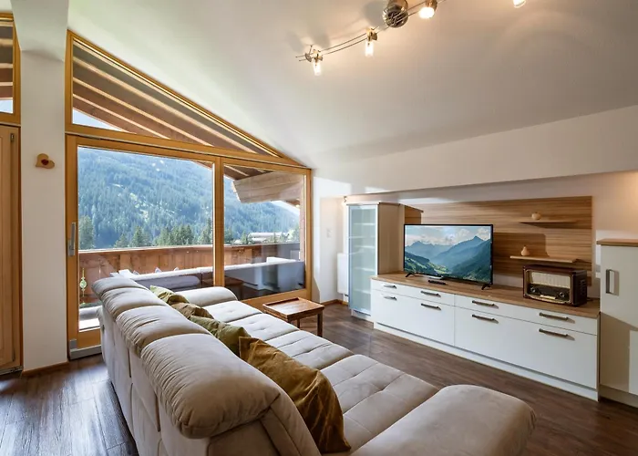 Ahornegg Lejlighed Tux